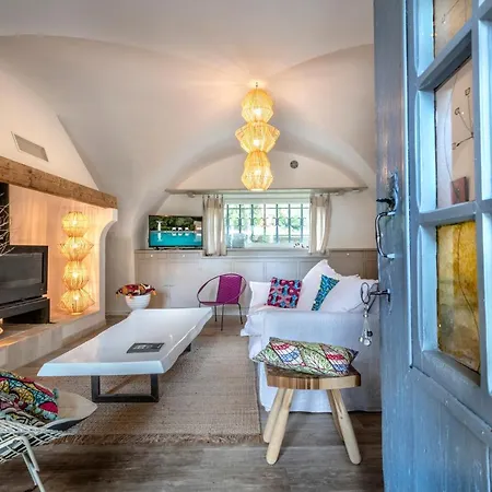 Le Mas Des Dames Casa vacanze Aubussargues